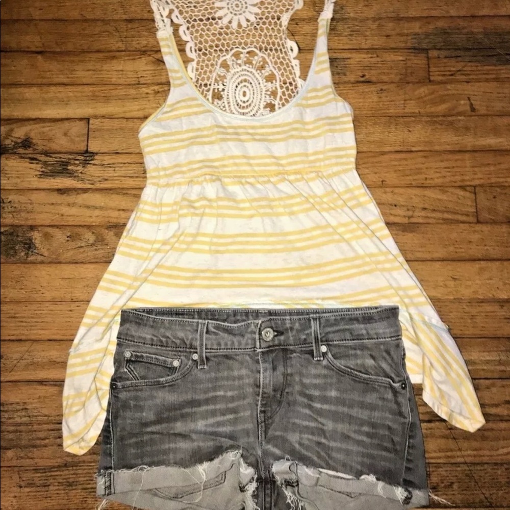 2piece  BeigeStripedTank & GreyLevi cuffed Shorts